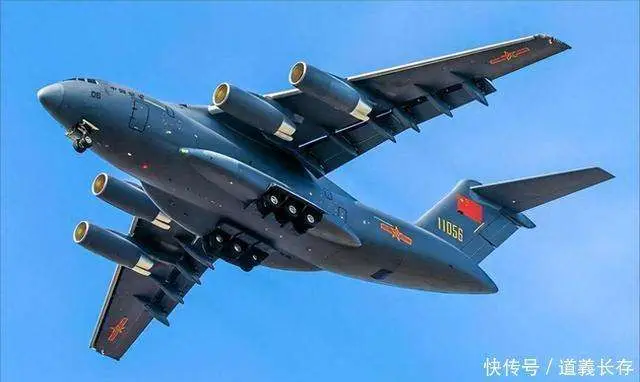 一架編號15001的新型運輸機沖上云霄，中國空軍補齊最后一塊拼圖